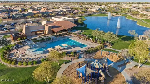 View/Area - 2009 E Lindrick Dr, Gilbert, AZ 85298 photo 4 of 11