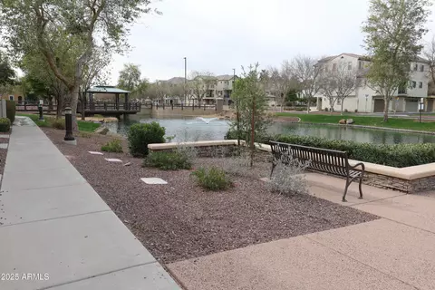 2670 S Voyager Dr #108, Gilbert, AZ 85295