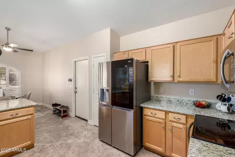 23402 N 22nd Way, Phoenix, AZ 85024 photo 9