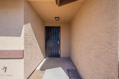 516 E Mesquite Ave, Apache Junction, AZ 85119 photo 4