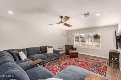 1506 E Gemini Dr, Tempe, AZ 85283 photo 9