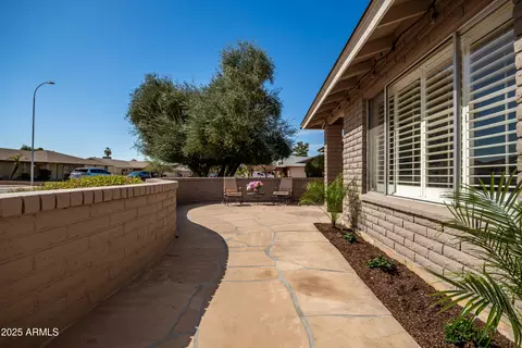 1506 E Gemini Dr, Tempe, AZ 85283 photo 4