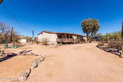 646 W Windsong St, Apache Junction, AZ 85120 photo 4