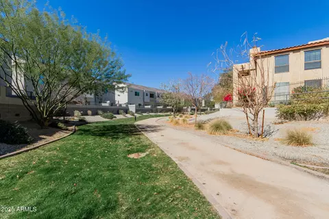 8188 N 22nd Dr, Phoenix, AZ 85021 photo 21