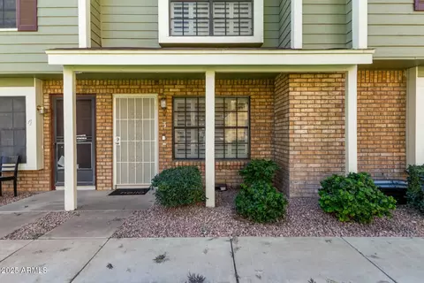 4842 E Kachina Trl #3, Phoenix, AZ 85044