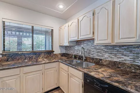 Kitchen - 1819 E Colter St, Phoenix, AZ 85016 photo 4 of 5
