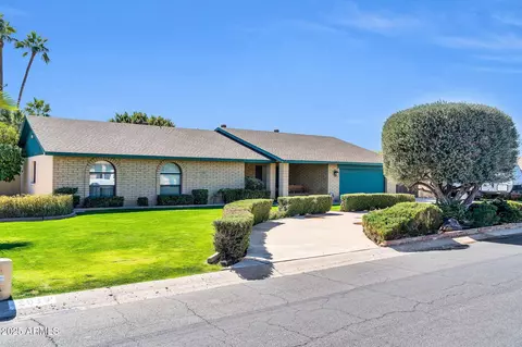 2919 W Kerry Ln, Phoenix, AZ 85027