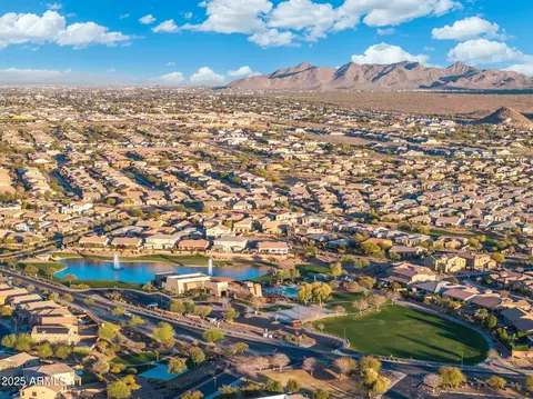 View/Area - 2215 E La Costa Dr, Gilbert, AZ 85298 photo 2 of 5