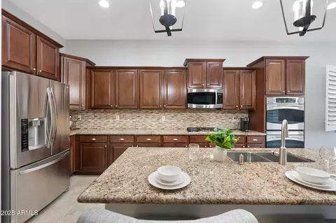Kitchen - 2215 E La Costa Dr, Gilbert, AZ 85298 photo 2 of 2