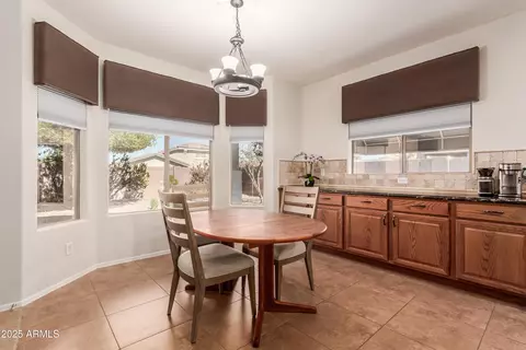 Kitchen - 3020 E Tiffany Way, Gilbert, AZ 85298 photo 5 of 5