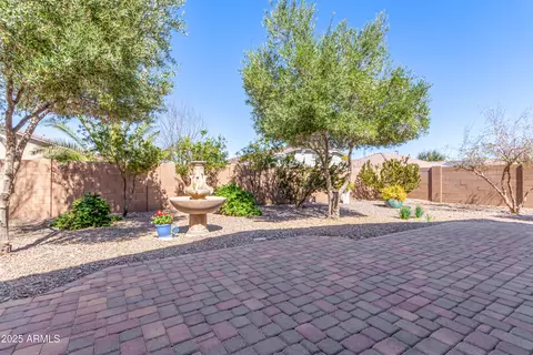 Exterior - 3020 E Tiffany Way, Gilbert, AZ 85298 photo 9 of 13