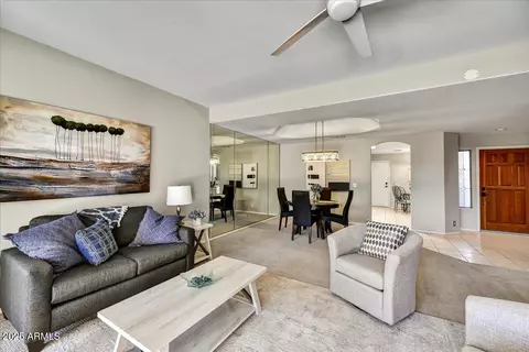 19035 N 83rd Ln, Peoria, AZ 85382