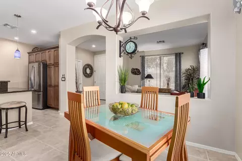 16601 S 16th Dr, Phoenix, AZ 85045 photo 5