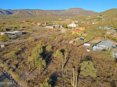 45315 N 20th St #1, New River, AZ 85087