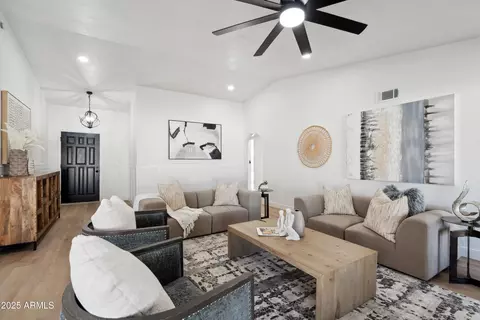 3906 W Pershing Ave, Phoenix, AZ 85029 photo 12