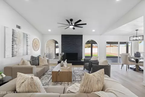 3906 W Pershing Ave, Phoenix, AZ 85029 photo 10