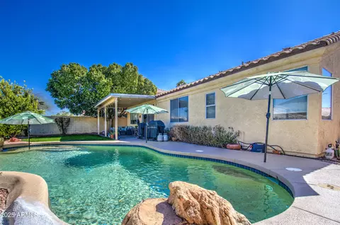 11538 W Laurelwood Ln, Avondale, AZ 85392