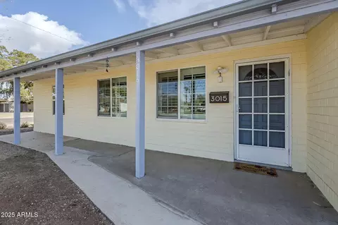 Exterior - 3015 N 8th Ave, Phoenix, AZ 85013 photo 4 of 12