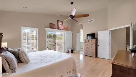 Bedroom - 1302 E Voltaire Ave, Phoenix, AZ 85022 photo 3 of 8
