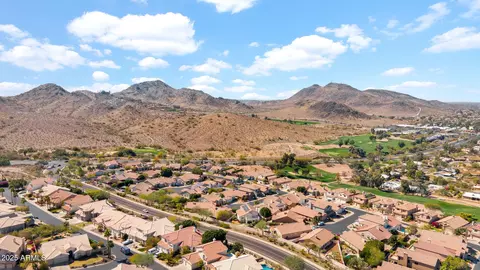 View/Area - 1302 E Voltaire Ave, Phoenix, AZ 85022 photo 6 of 8