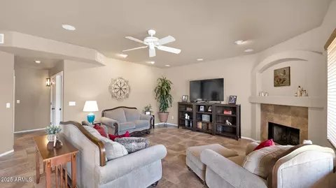 Living - 1302 E Voltaire Ave, Phoenix, AZ 85022 photo 4 of 4