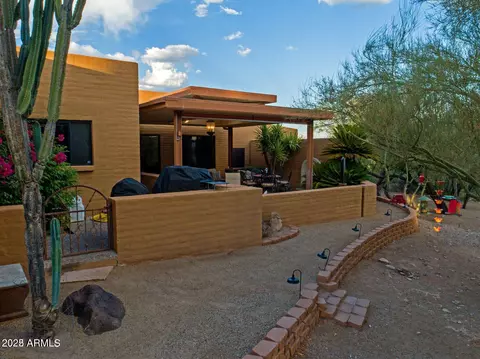 1489 Thrasher Ln, Wickenburg, AZ 85390