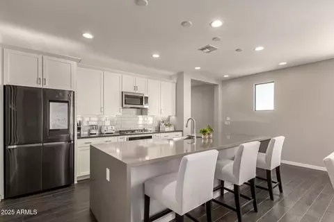 Kitchen - 9716 E Resistance Ave, Mesa, AZ 85212 photo 2 of 4