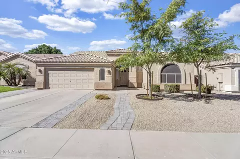 108 N Pioneer St, Gilbert, AZ 85233