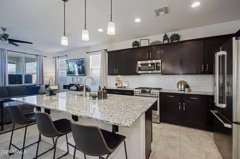 Kitchen - 5844 S Tobin --, Mesa, AZ 85212 photo 3 of 10