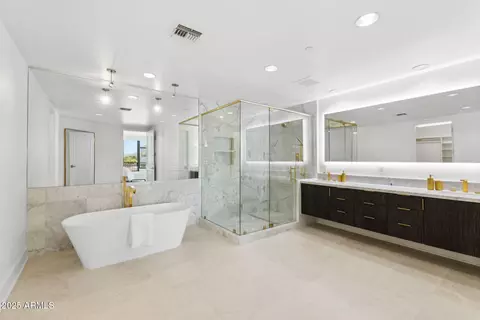 2211 E Camelback Rd #601, Phoenix, AZ 85016 photo 22