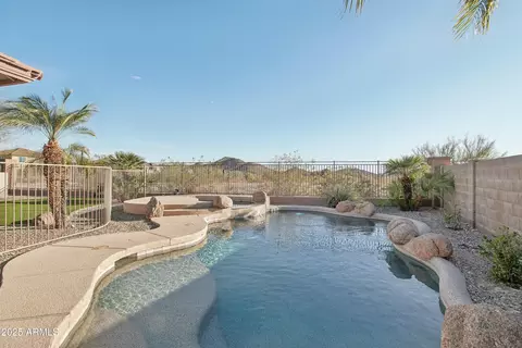 7355 W Red Hawk Dr, Peoria, AZ 85383