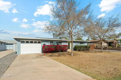Exterior - 2540 E Amelia Ave, Phoenix, AZ 85016 photo 5 of 5