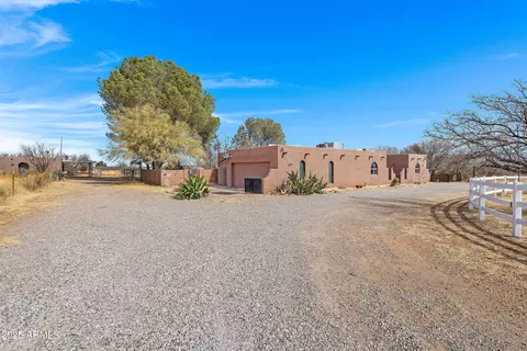 9027 E Hereford Rd, Hereford, AZ 85615 photo 3