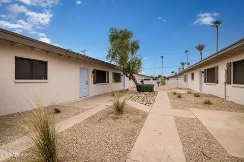 2002 N 50th St, Phoenix, AZ 85008 photo 3