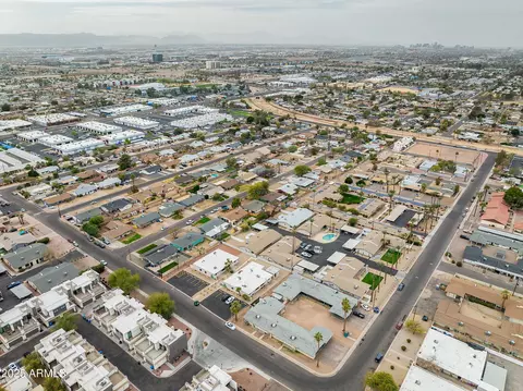 2002 N 50th St, Phoenix, AZ 85008 photo 9