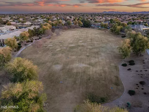 1013 S Hazel Ct, Gilbert, AZ 85296 photo 25