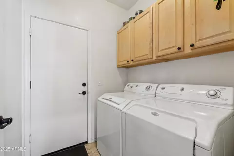 1013 S Hazel Ct, Gilbert, AZ 85296 photo 23