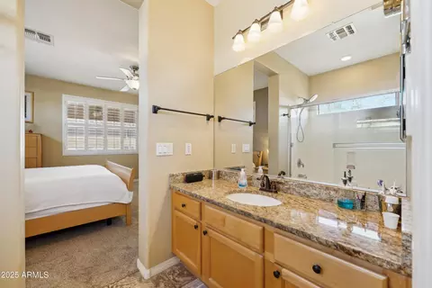 1013 S Hazel Ct, Gilbert, AZ 85296 photo 12