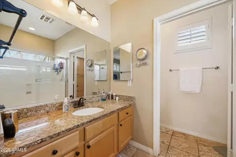 1013 S Hazel Ct, Gilbert, AZ 85296 photo 13