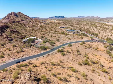 26547 N El Pedregal Cir #8, San Tan Valley, AZ 85144