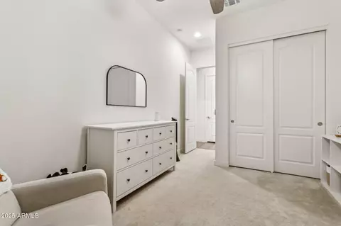 942 E Paseo Way, Phoenix, AZ 85042 photo 23