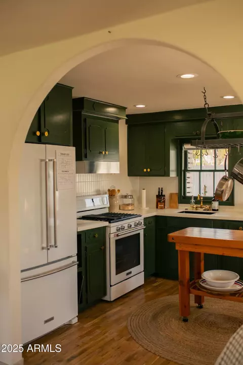 Kitchen - 102 W Washington Ave, Gilbert, AZ 85233 photo 1 of 2