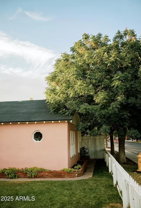 Exterior - 102 W Washington Ave, Gilbert, AZ 85233 photo 3 of 7