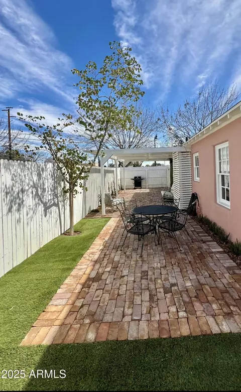 Exterior - 102 W Washington Ave, Gilbert, AZ 85233 photo 5 of 7