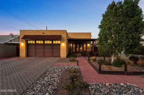 924 E Whitton Ave, Phoenix, AZ 85014
