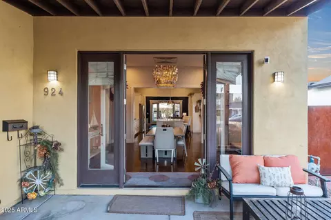 924 E Whitton Ave, Phoenix, AZ 85014 photo 8