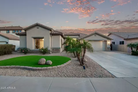 7223 W Saddlehorn Rd, Peoria, AZ 85383
