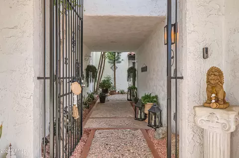 77 E Missouri Ave #7, Phoenix, AZ 85012 photo 4