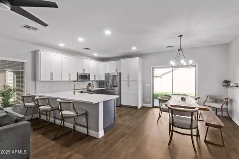 1366 W Santa Gertrudis Trl, San Tan Valley, AZ 85143
