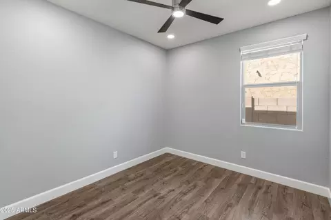 538 E Pasaro Dr, Phoenix, AZ 85085 photo 17